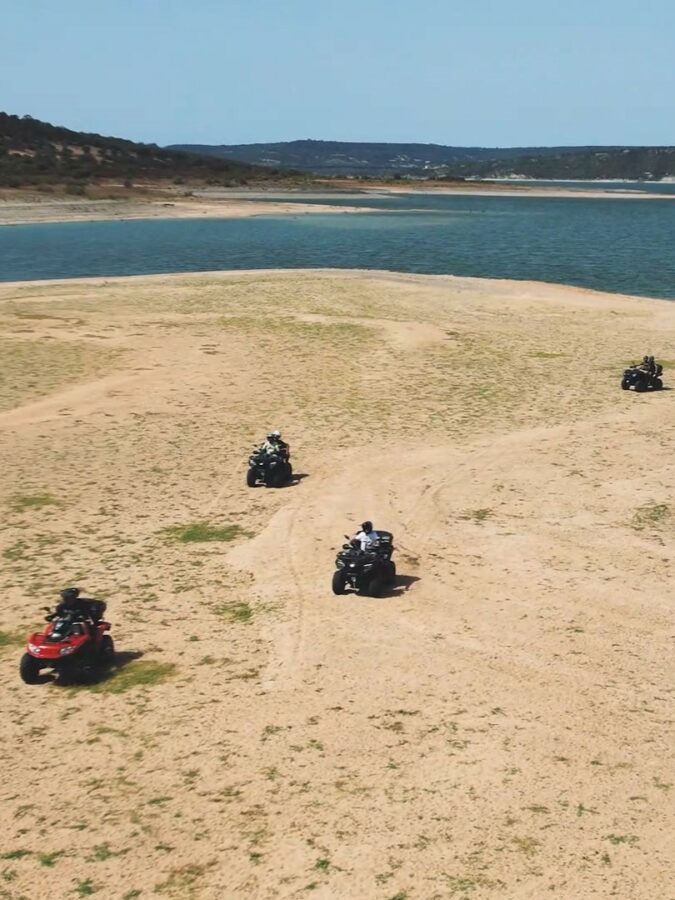 Noleggio quad lago omodeo ritagliato verticale (10)